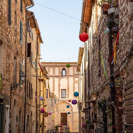 Borgo Di Caldana Accoglienza Turistica Diffusa מראה חיצוני תמונה