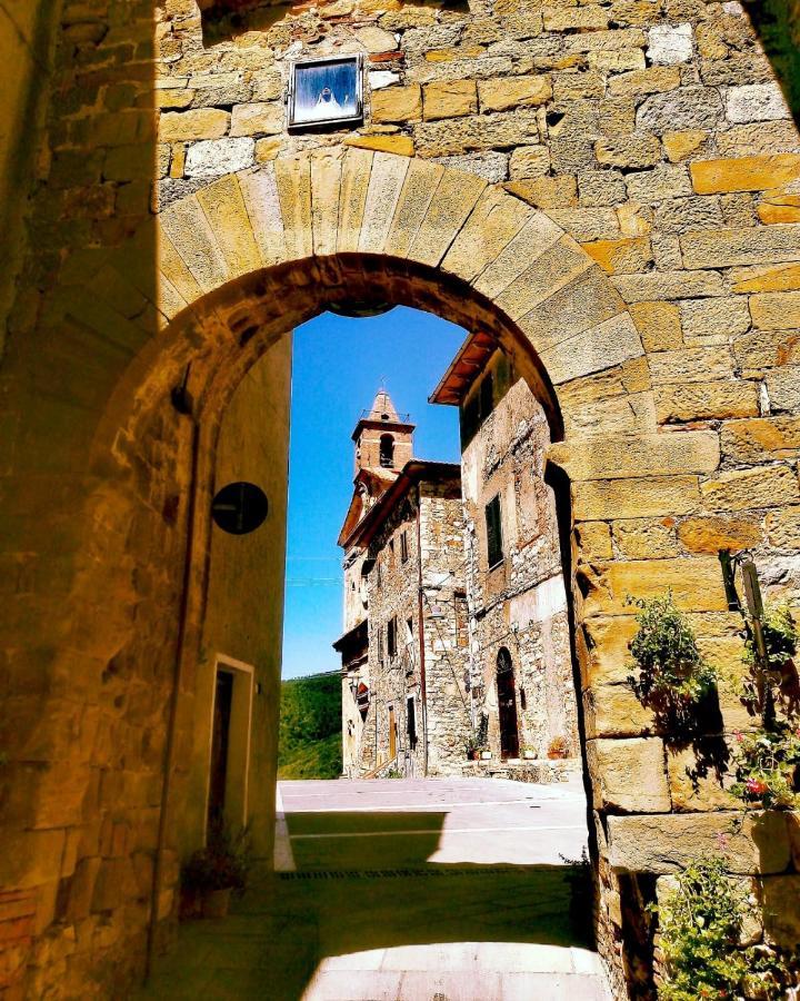 Borgo Di Caldana Accoglienza Turistica Diffusa מראה חיצוני תמונה