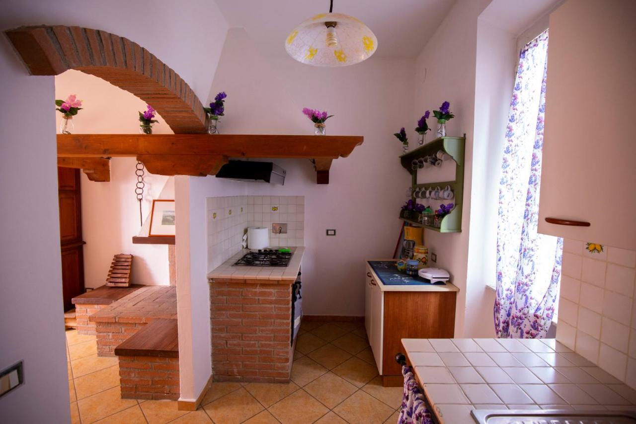 Borgo Di Caldana Accoglienza Turistica Diffusa מראה חיצוני תמונה