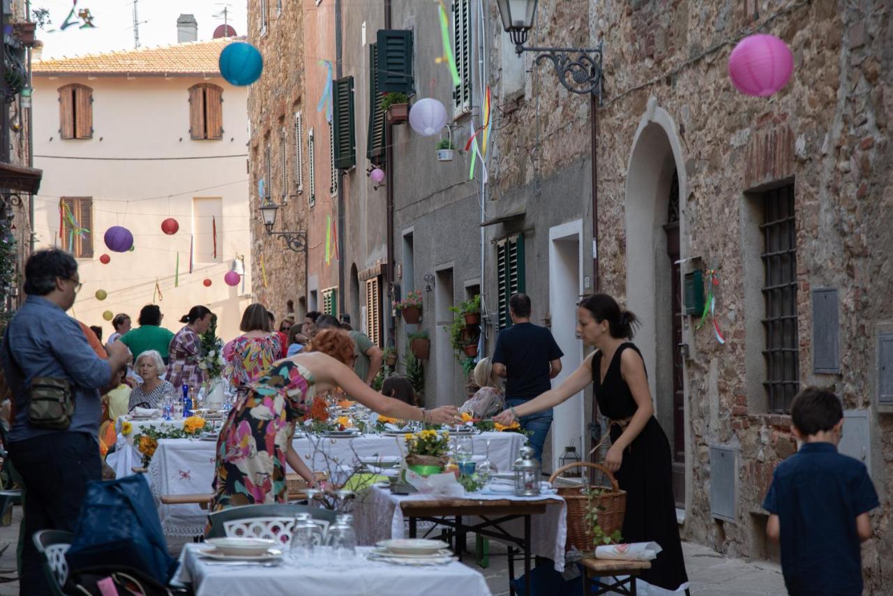 Borgo Di Caldana Accoglienza Turistica Diffusa מראה חיצוני תמונה